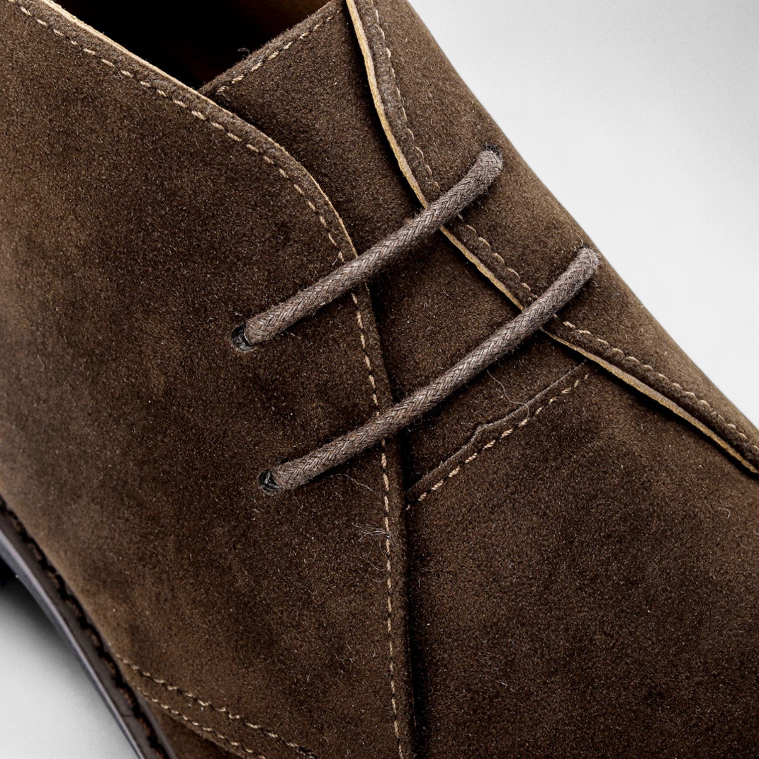 Vintares | Classic Suede Desert Chukka Boots