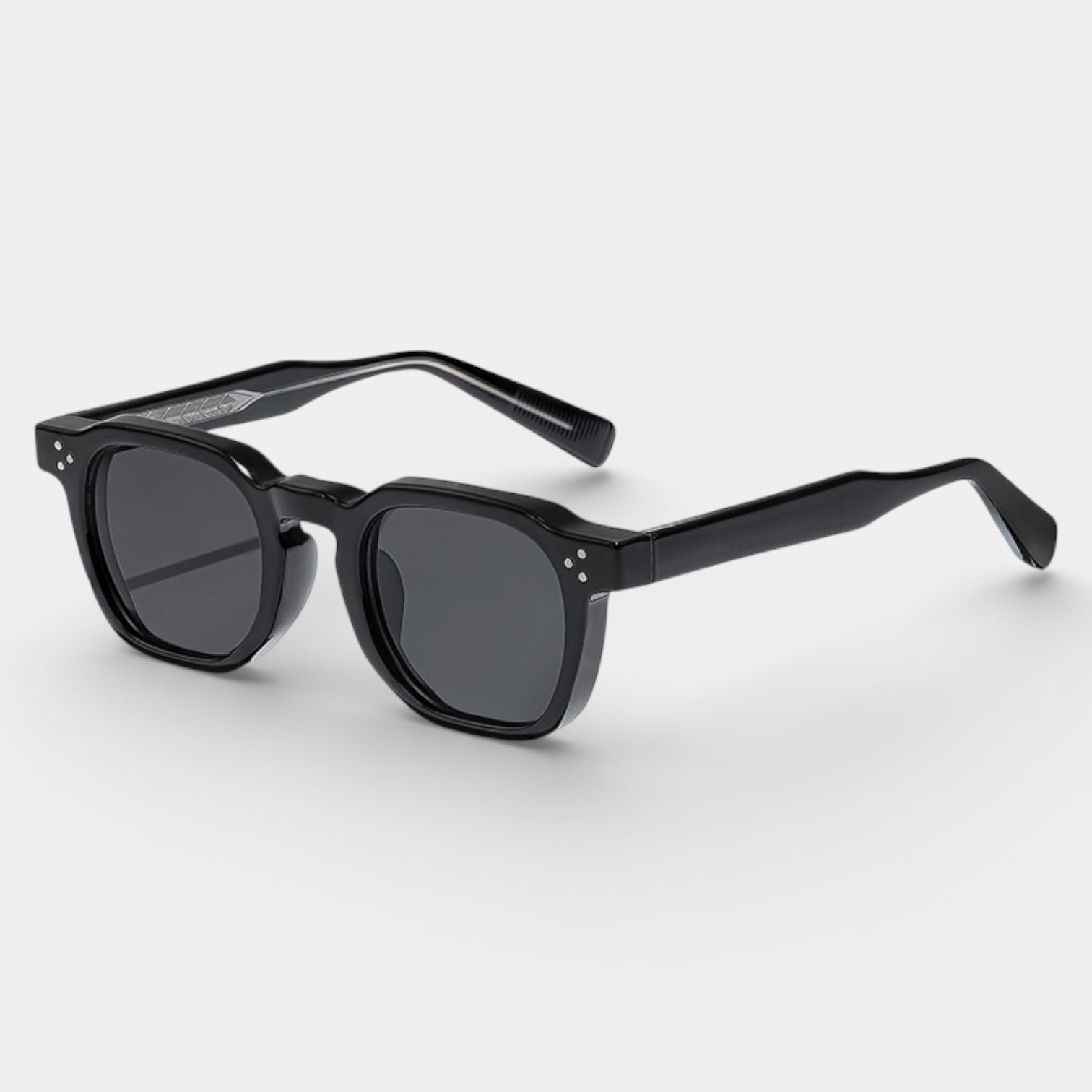Vintares | Men’s Square Frame Sunglasses With Tinted Lenses