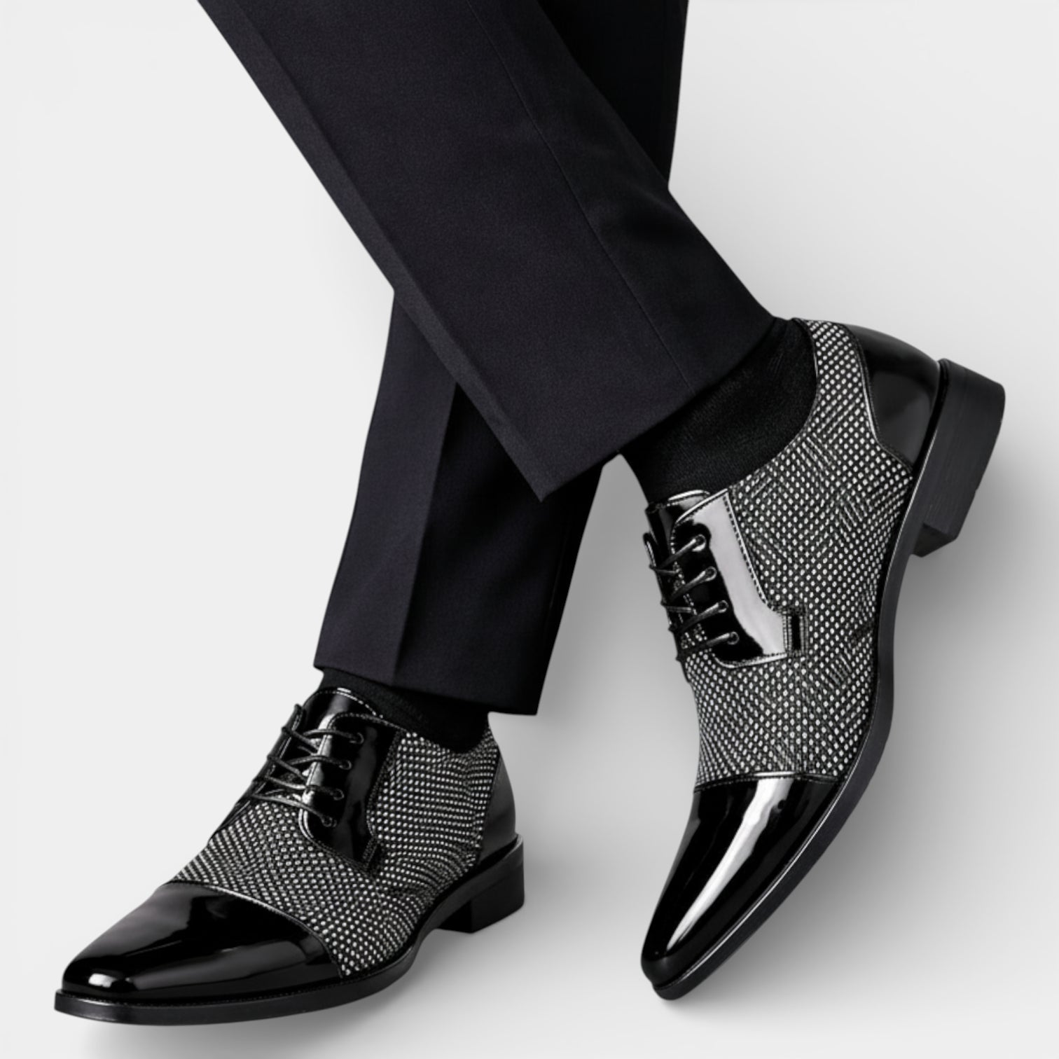 Lace-Up Dress Shoes Textured Upper Sleek for Men