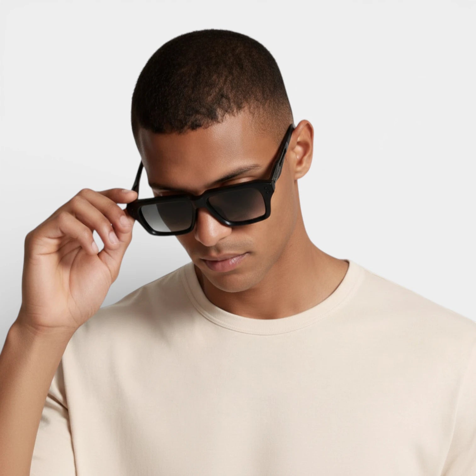 Vintares | Men’s Square Frame Sunglasses - Gold Details